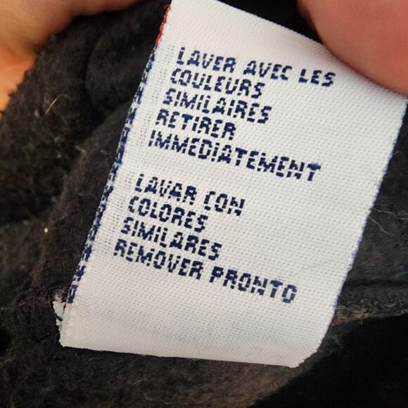 Hilfiger Athletics Men’s XL Black Long Sleeve Black 1/4 Zip Fleece Pullover - Picture 11 of 11